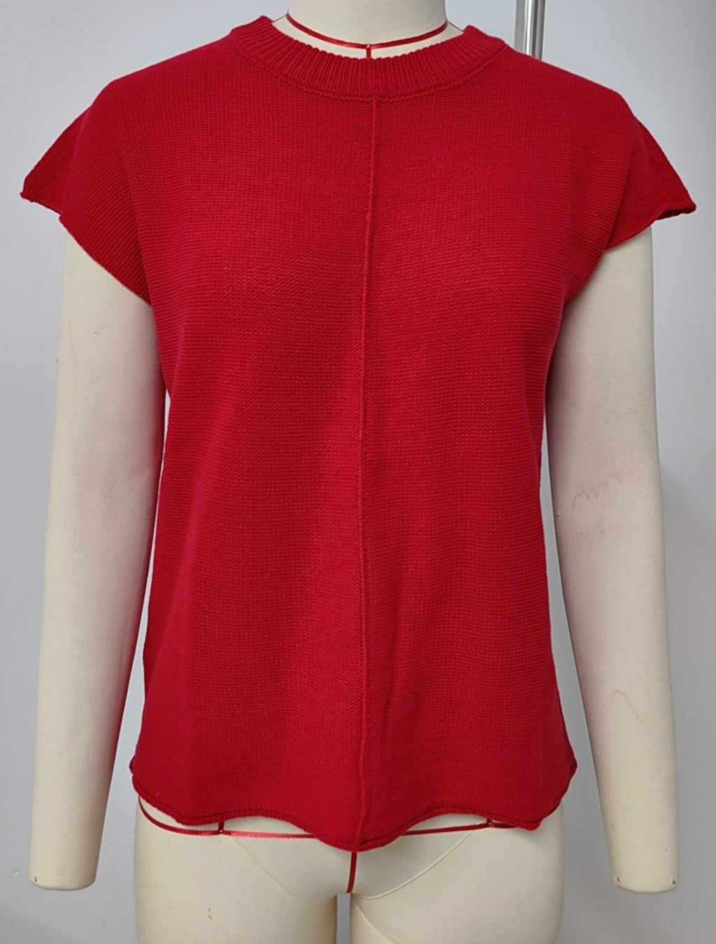 Center Seam Cap Sleeve Knit Vest - Red