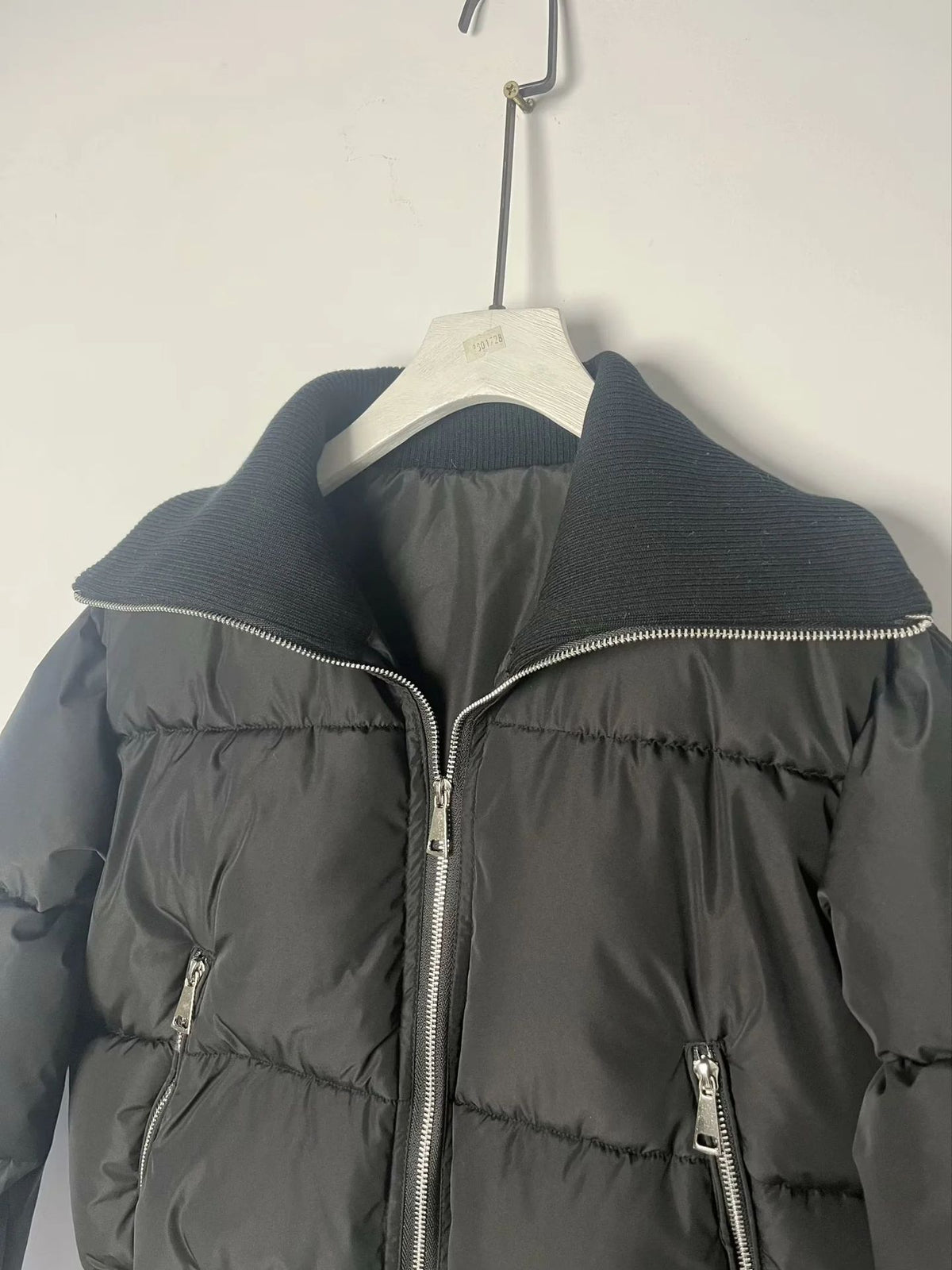 Cropped Puffer Jacket With Knit Panels - Black - 9
