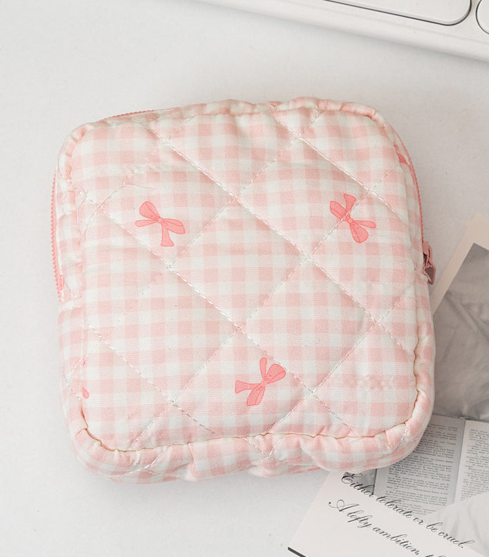 Mini Quilted Gingham And Bow Print Pouch - Pink