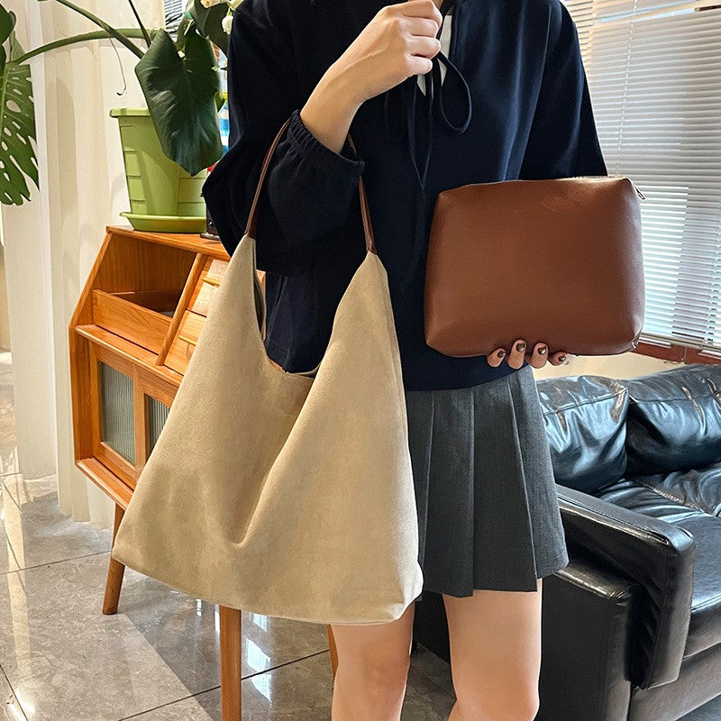 Faux Suede Slouchy Hobo Bag With Pouch