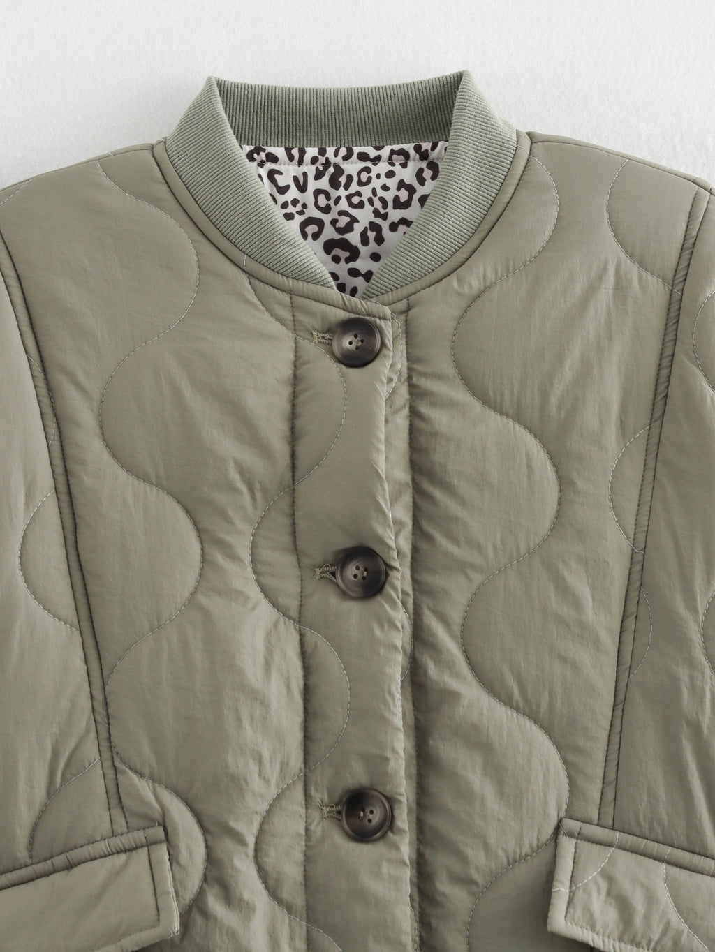 Quilted Bomber Jacket With Leopard Lined Cuffs - Green - 2
