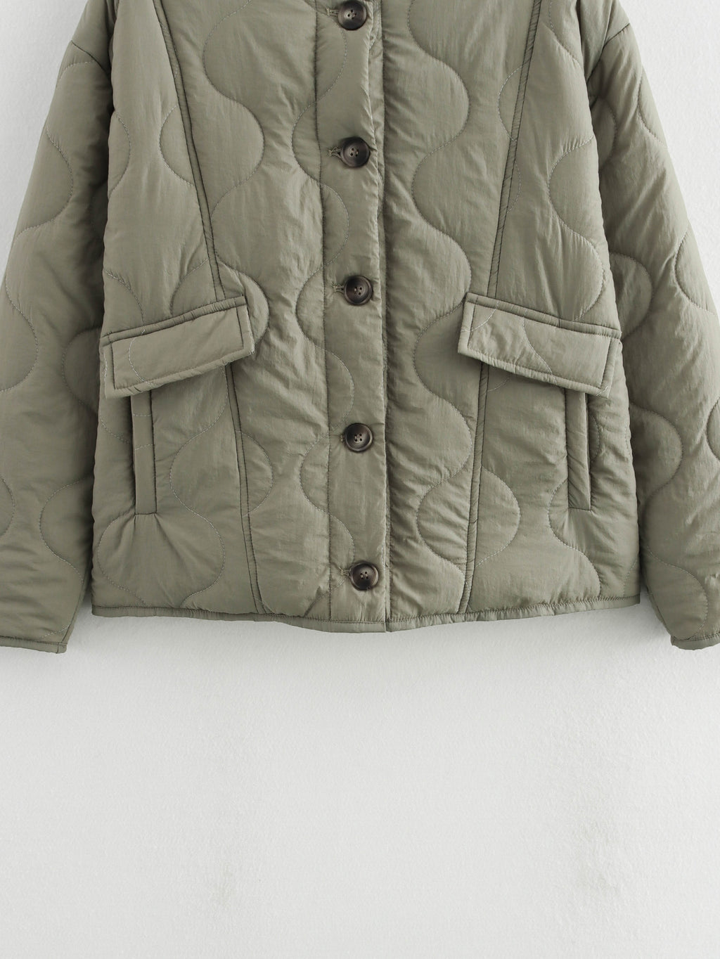 Quilted Bomber Jacket With Leopard Lined Cuffs - Green - 3