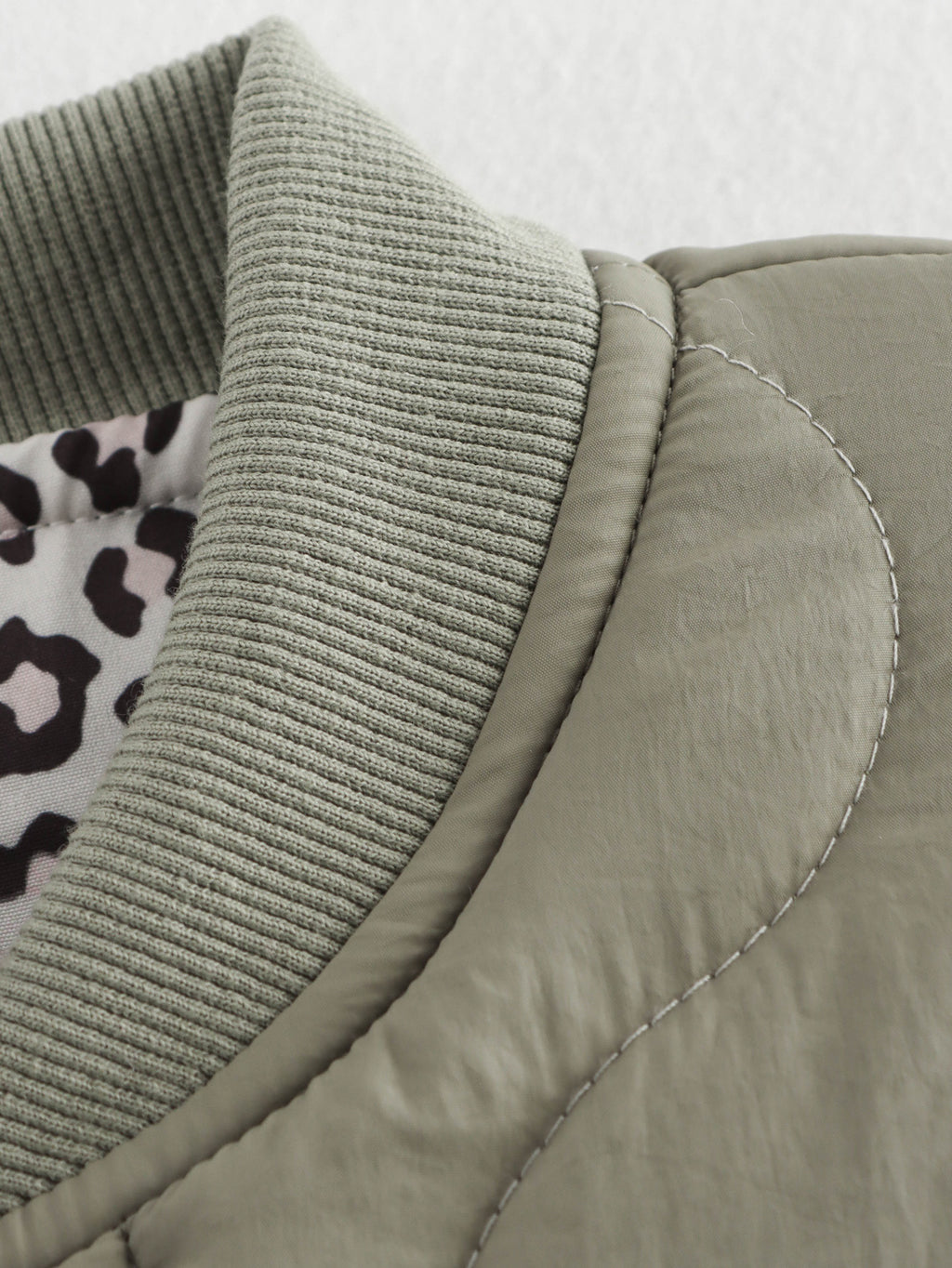 Quilted Bomber Jacket With Leopard Lined Cuffs - Green - 7