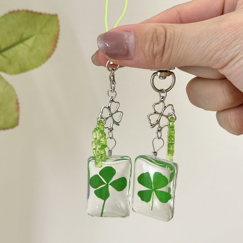 Pressed Four Leaf Clover Resin Charm Keychain - view 1