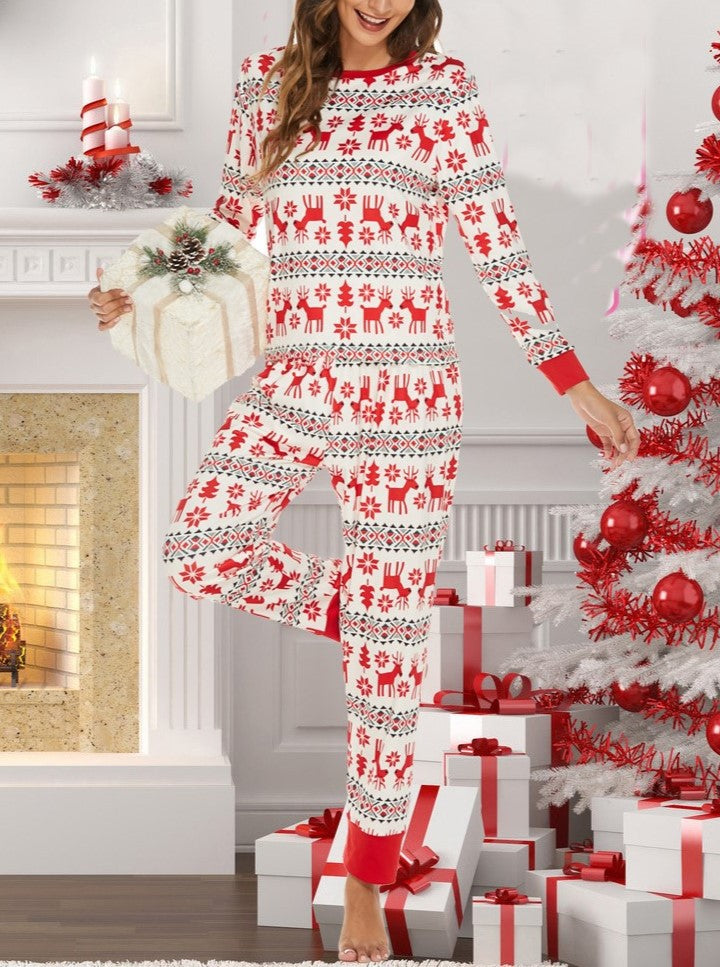 Holiday Print Long Sleeve Lounge Pajama Set - Deer