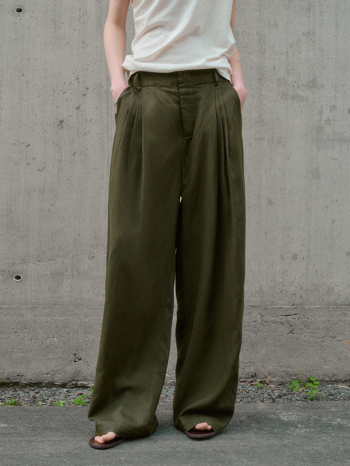 Tencel Blend Pleated Wide Leg Trousers - Green - 3