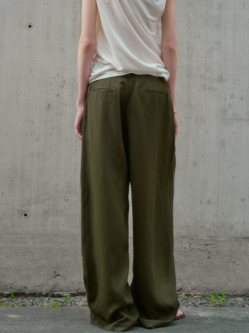 Tencel Blend Pleated Wide Leg Trousers - Green - 4