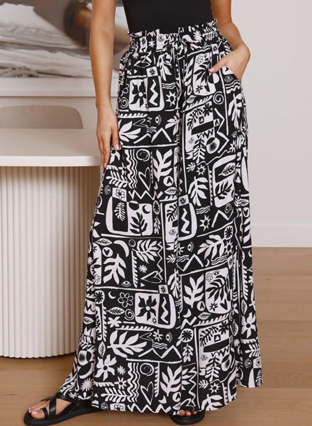 Printed Wide Leg Palazzo Pants With Drawstring - Black_01