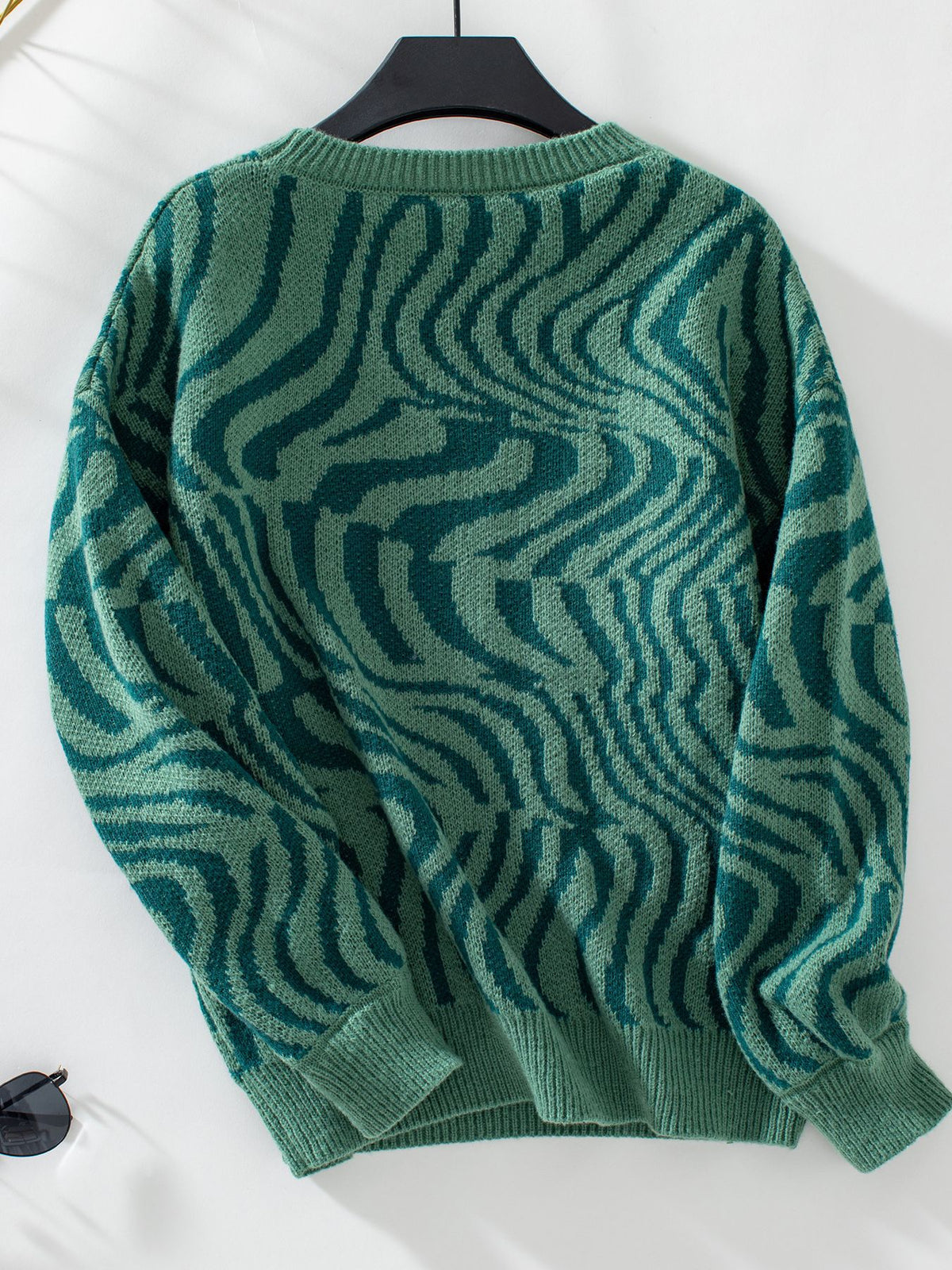 Rippled Zebra Stripe Crewneck Knit Sweater - Green - 2