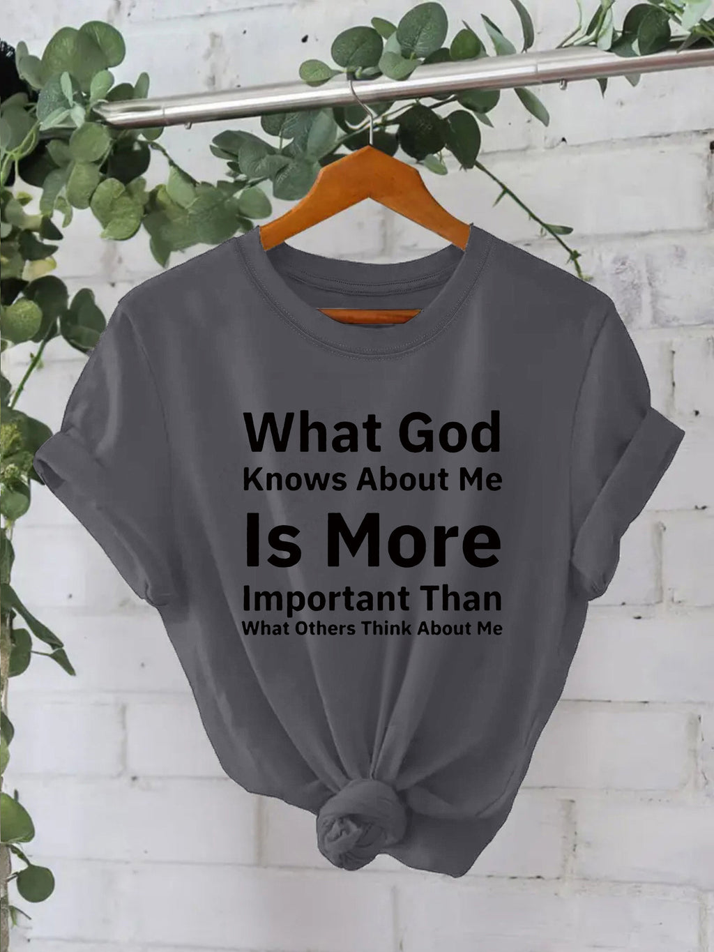 Faith Statement Graphic Cotton Tee - Grey