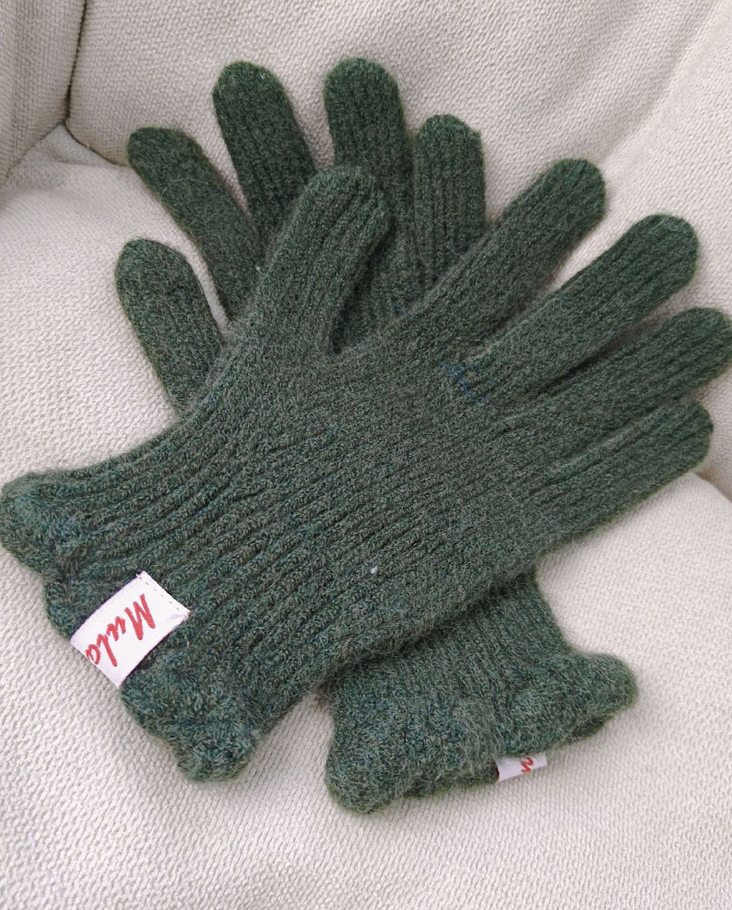 Ribbed Knit Gloves With Ruffle Cuff - DarkGreen