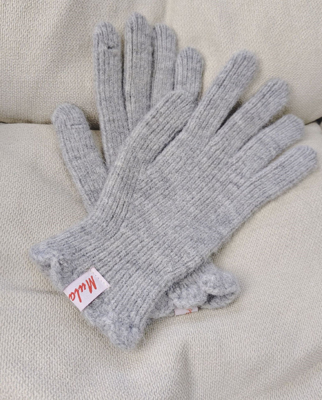 Ribbed Knit Gloves With Ruffle Cuff - Grey