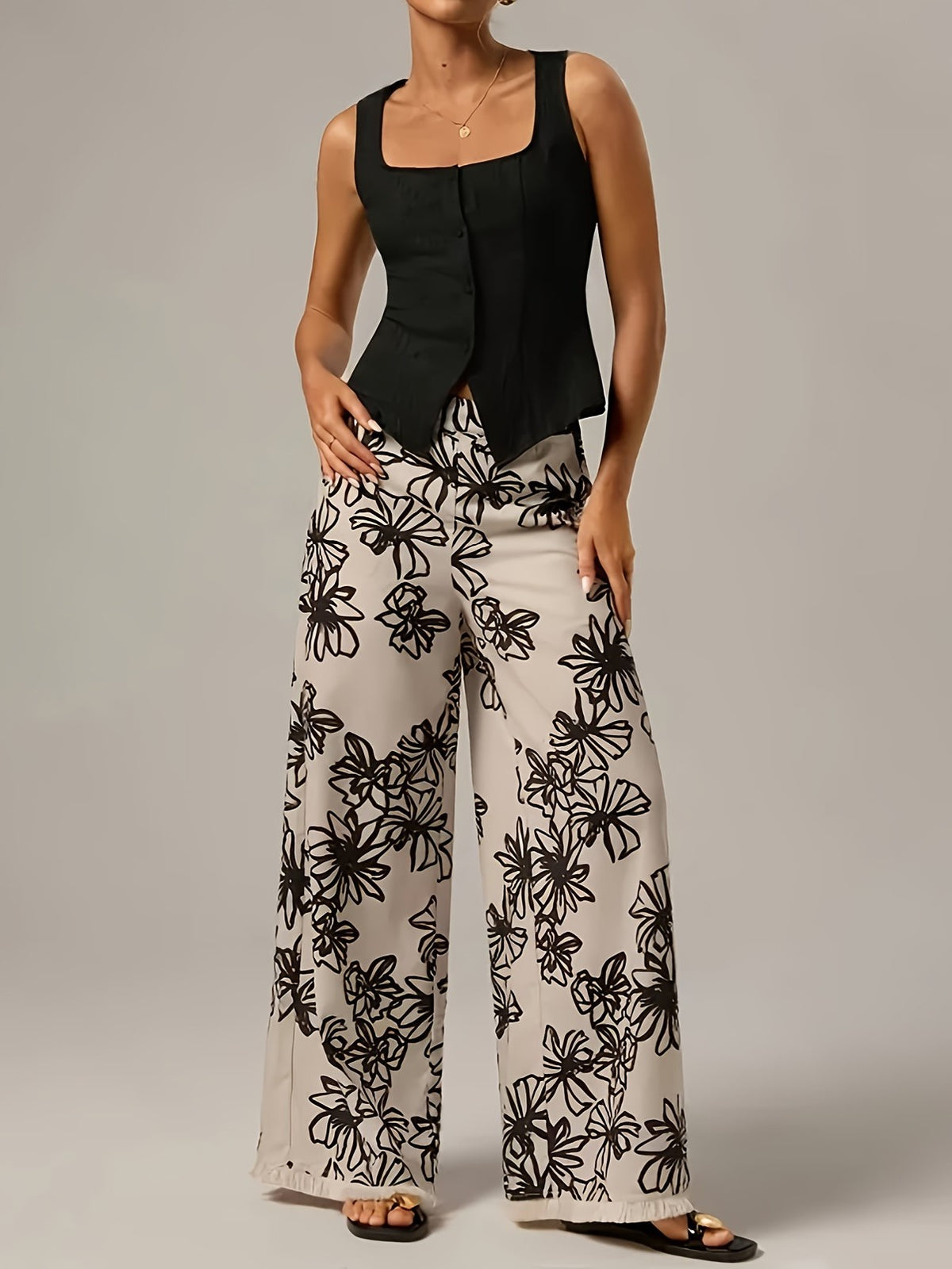 Wide Leg Palazzo Pants With Sketched Blooms - Black - 2