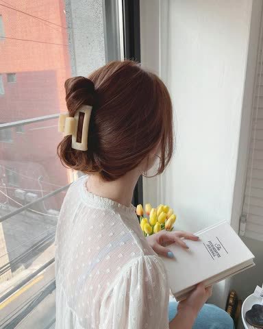 Matte Rectangle Hollow Claw Clip