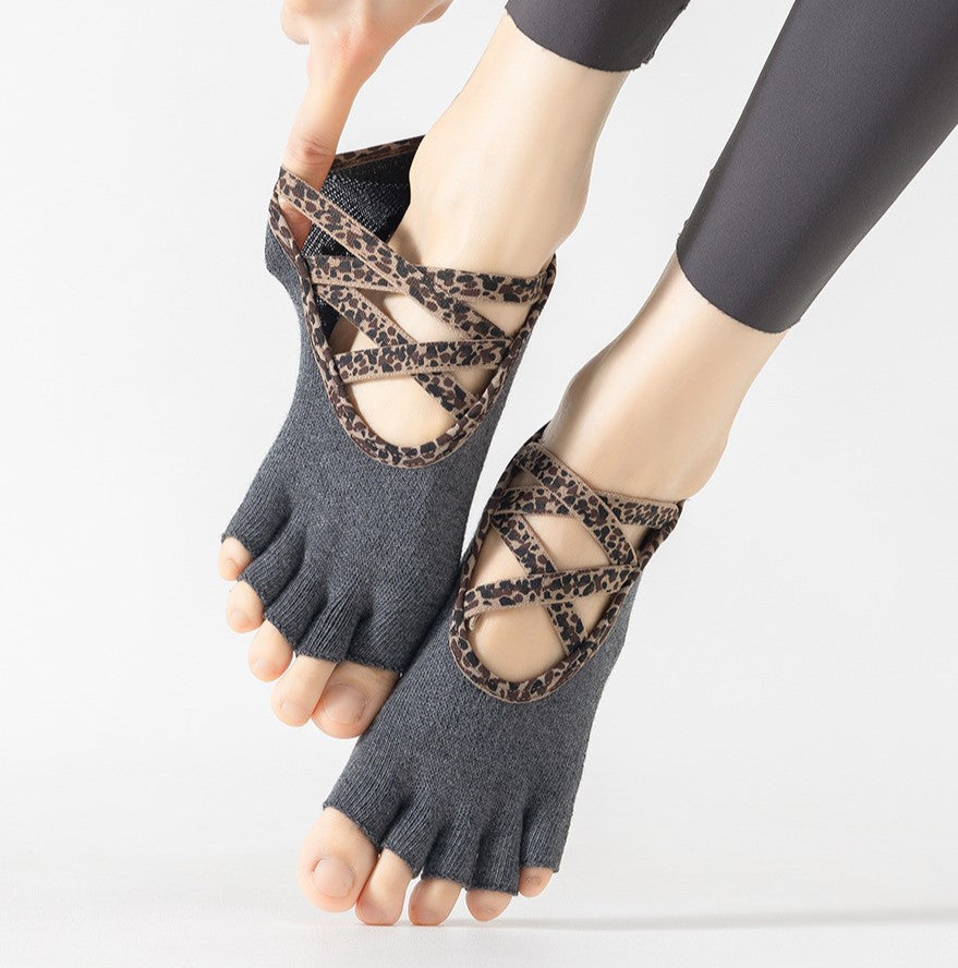 Non Slip Grip Socks With Leopard Straps - Gray