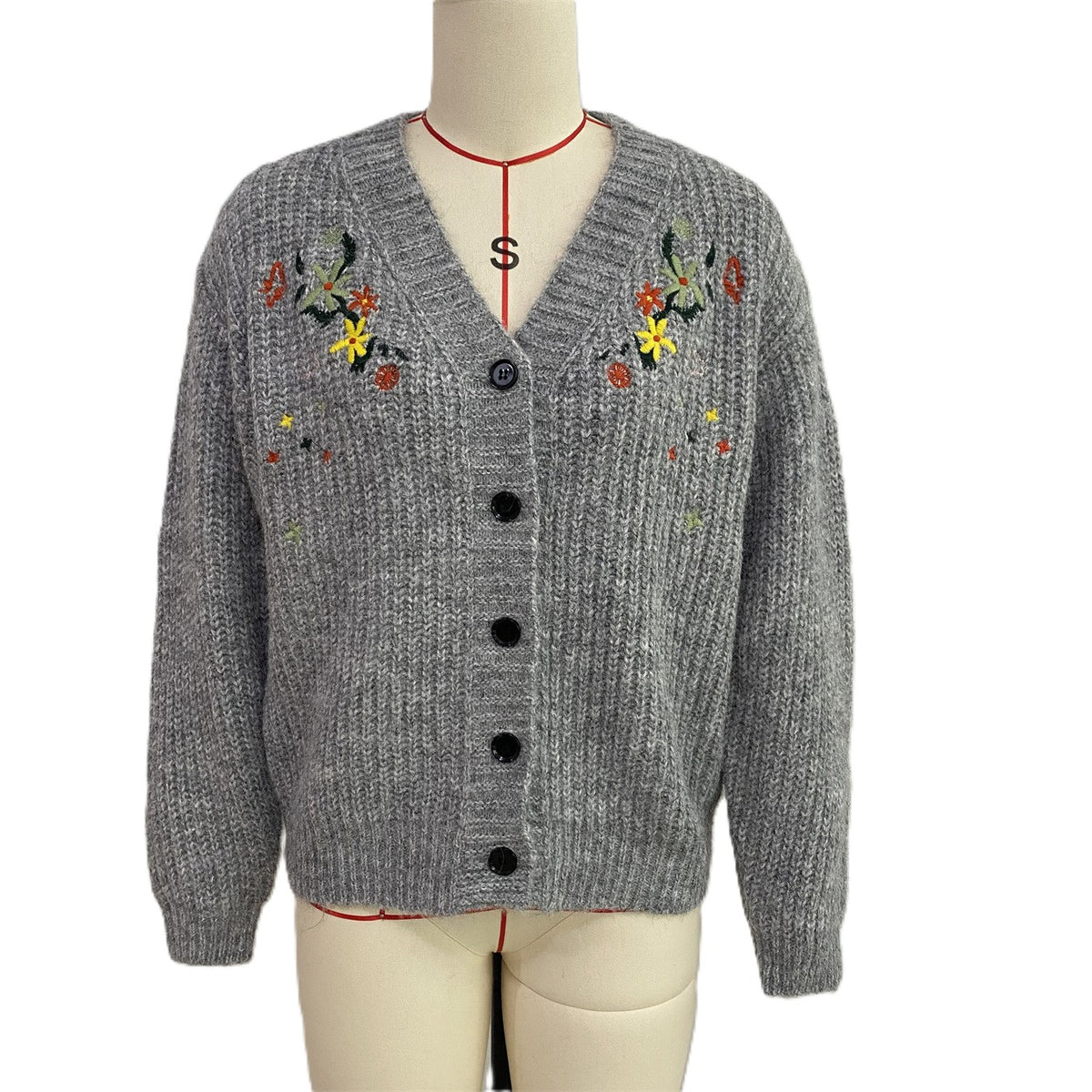 Chunky Ribbed Knit Cardigan With Flower Embroidery - Grey - 1
