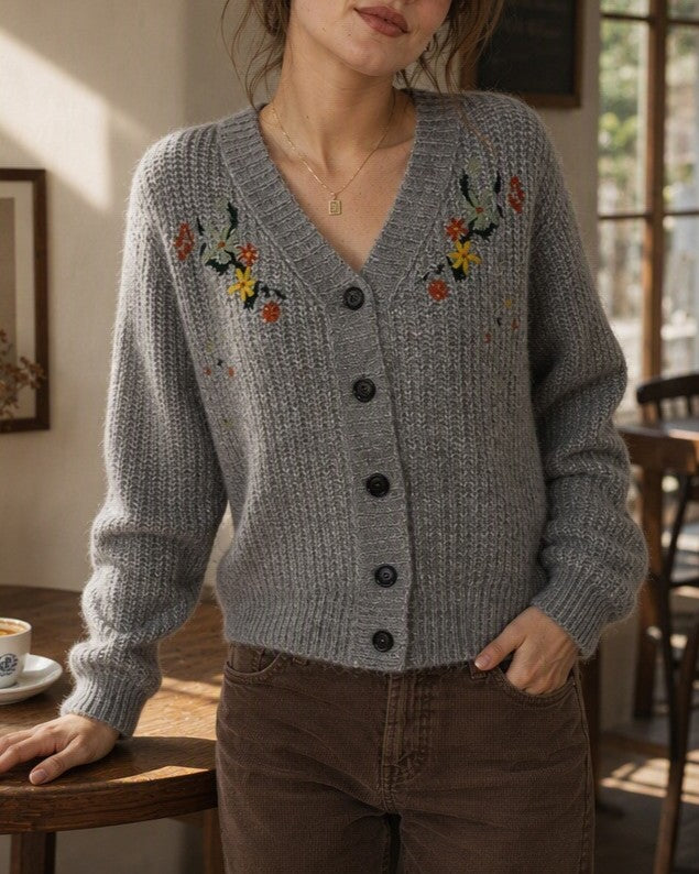 Chunky Ribbed Knit Cardigan With Flower Embroidery - Grey - 3