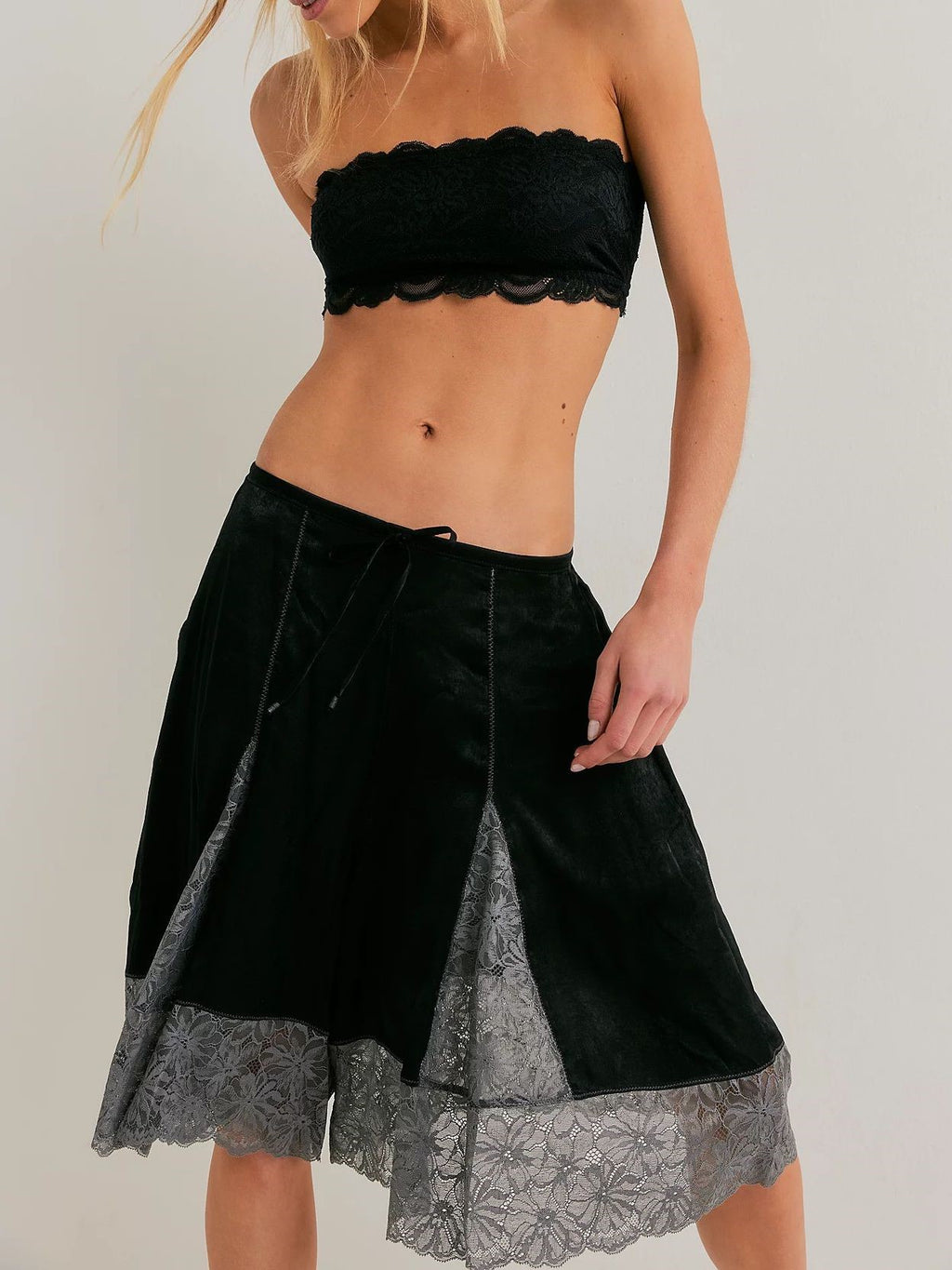 Lace Hem Wide Leg Bloomer Shorts - Black