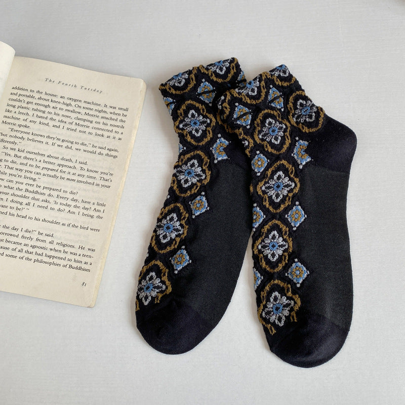 Vintage Medallion Pattern Crew Socks - Black