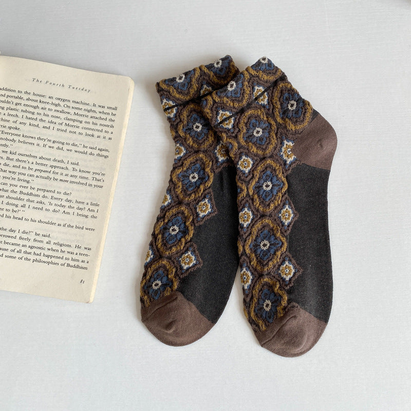 Vintage Medallion Pattern Crew Socks - Coffee