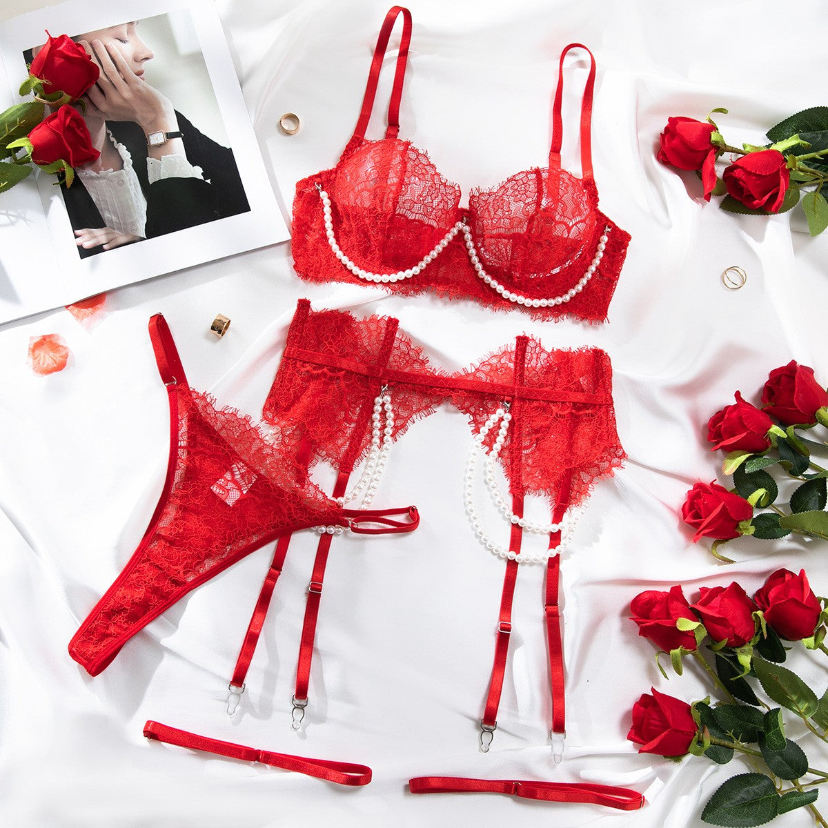 Eyelash Lace Pearl Chain Underwire Garter Lingerie Set - Red