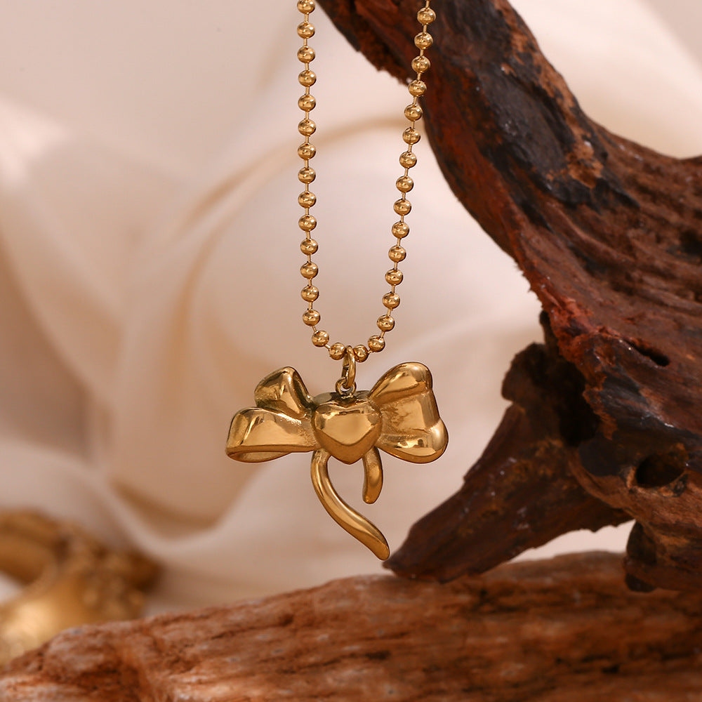 Sculptural Puffy Bow Beaded Chain Necklace - Gold