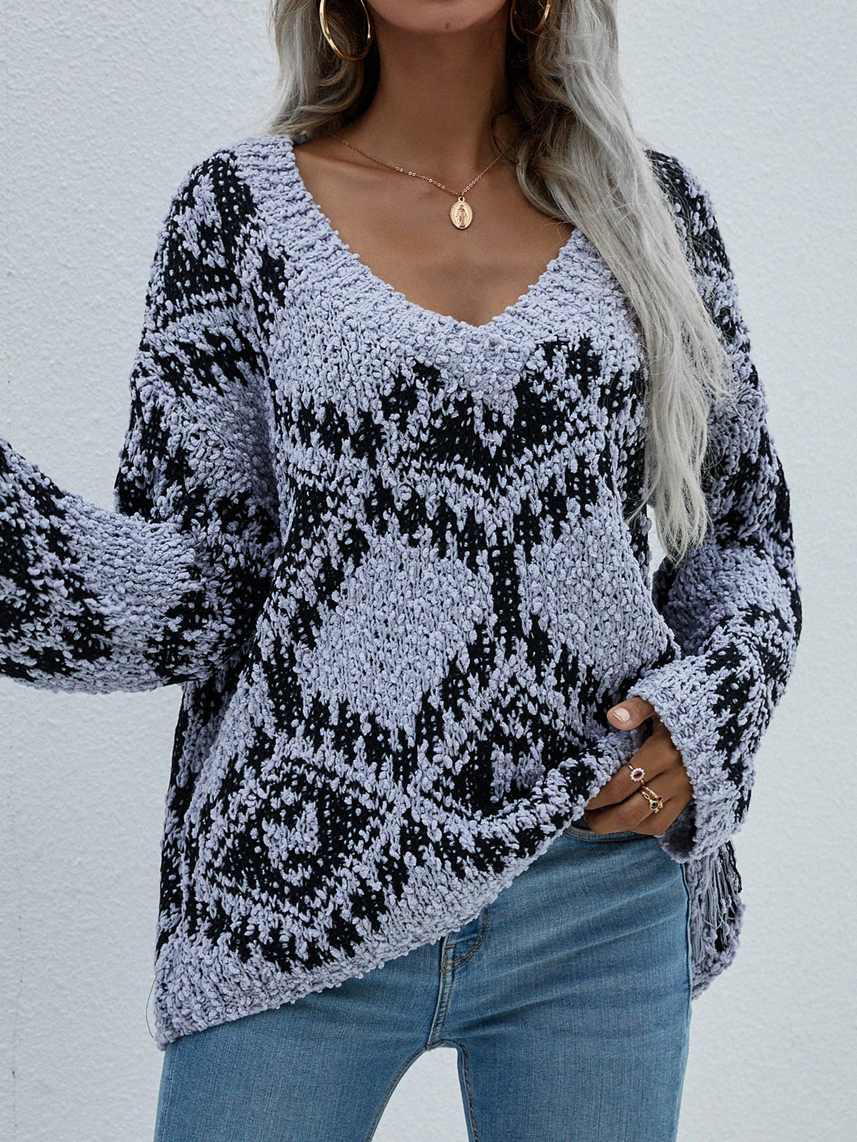 Geometric Diamond V Neck Oversized Sweater - Grey - 3