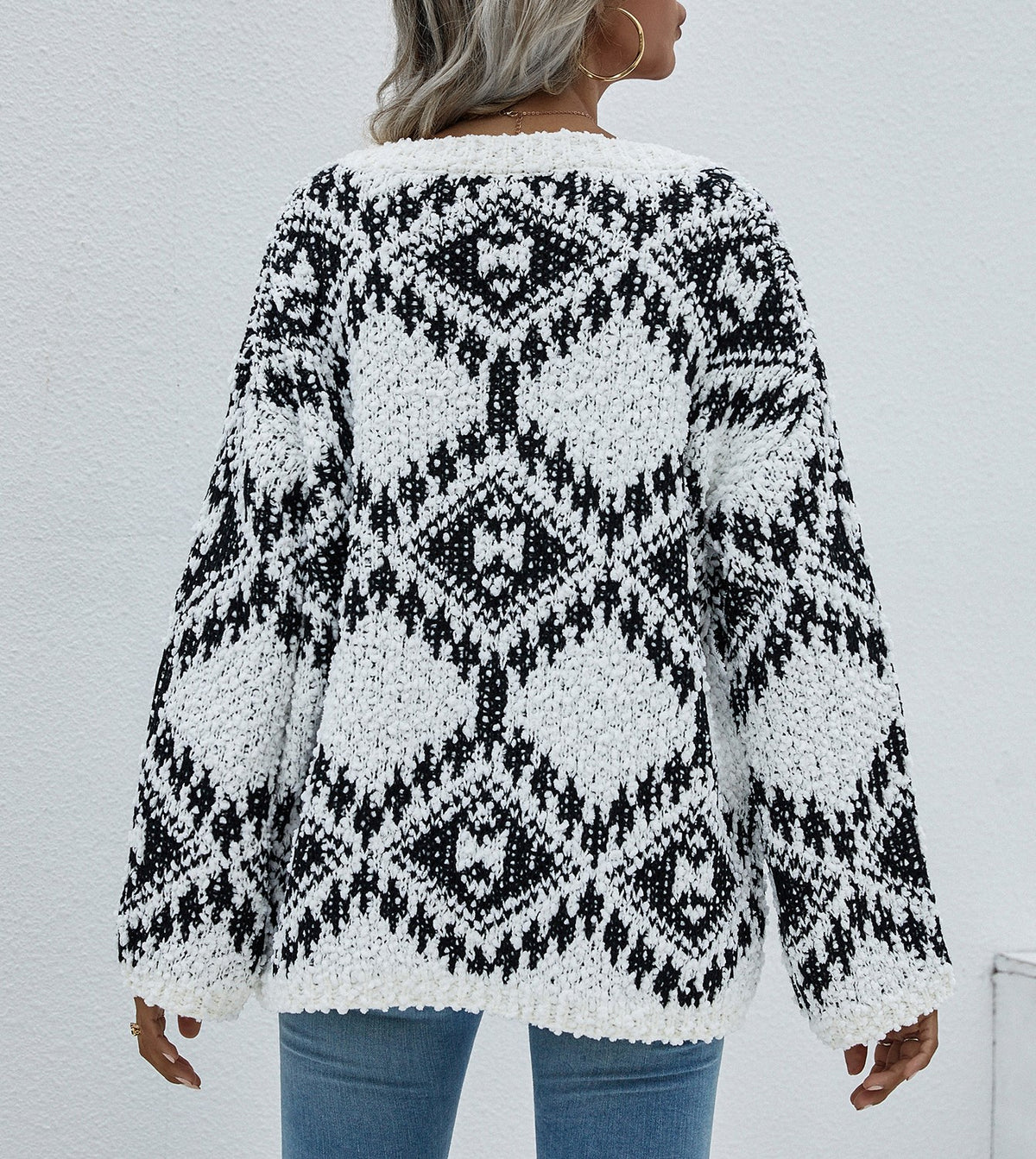 Geometric Diamond V Neck Oversized Sweater - White - 3