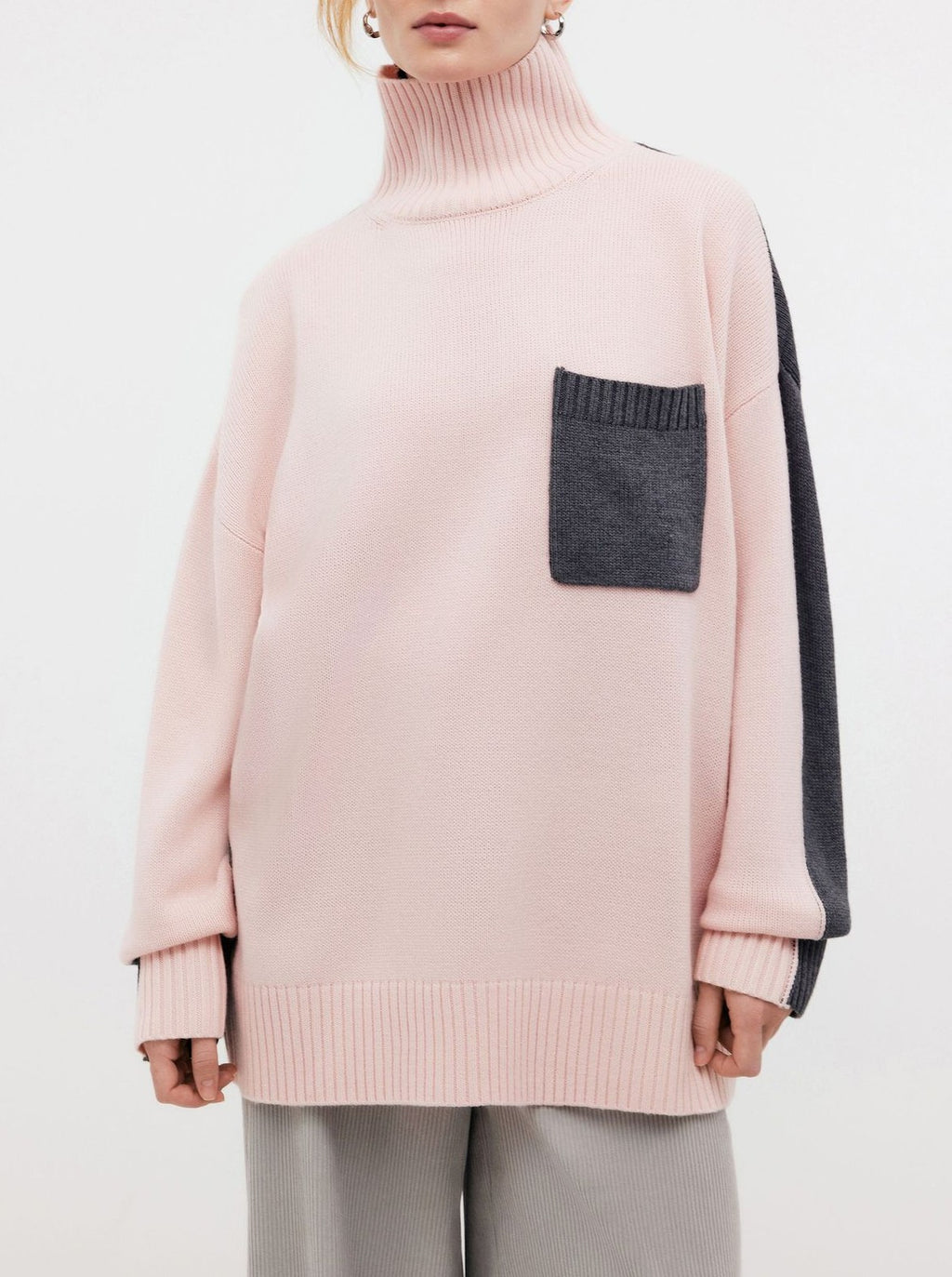 Colorblock Patch Pocket Turtleneck Sweater - Pink
