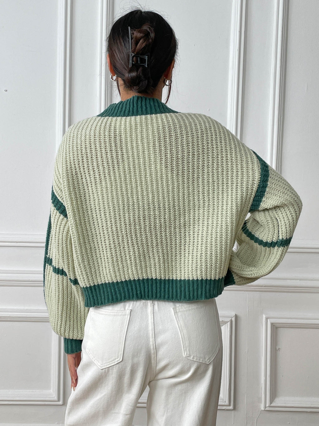 Colorblock Chunky Knit Cropped Cardigan - view 1