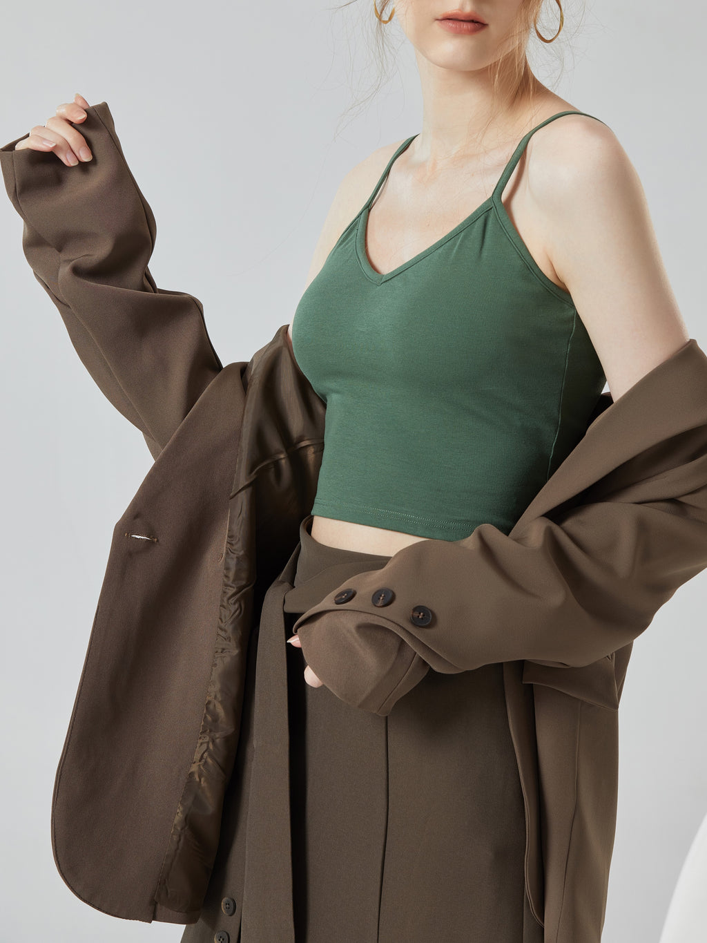 Crisscross Back Cropped Cami With Bra Cups - Green - 3