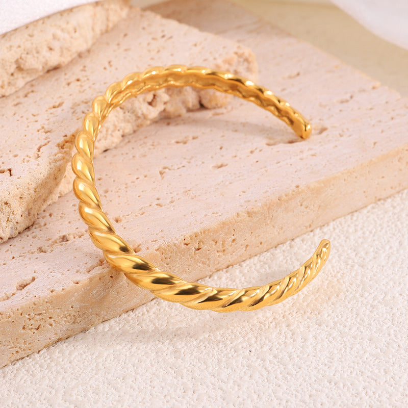 Chunky Twisted Rope Open Cuff Bracelet - Golden - 2