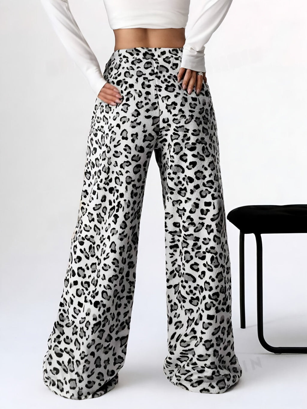 Leopard Print Plush Wide Leg Lounge Pants - White - 6