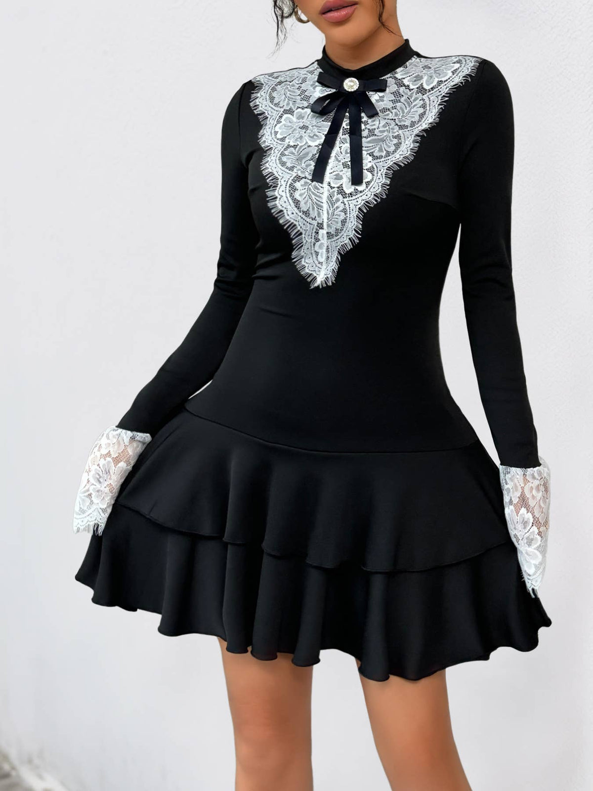 Lace Trim Tiered Mini Dress With Bow Brooch