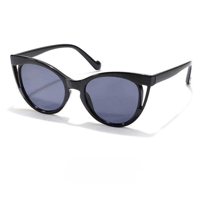Rounded Cat Eye Gradient Lens Sunglasses - Black