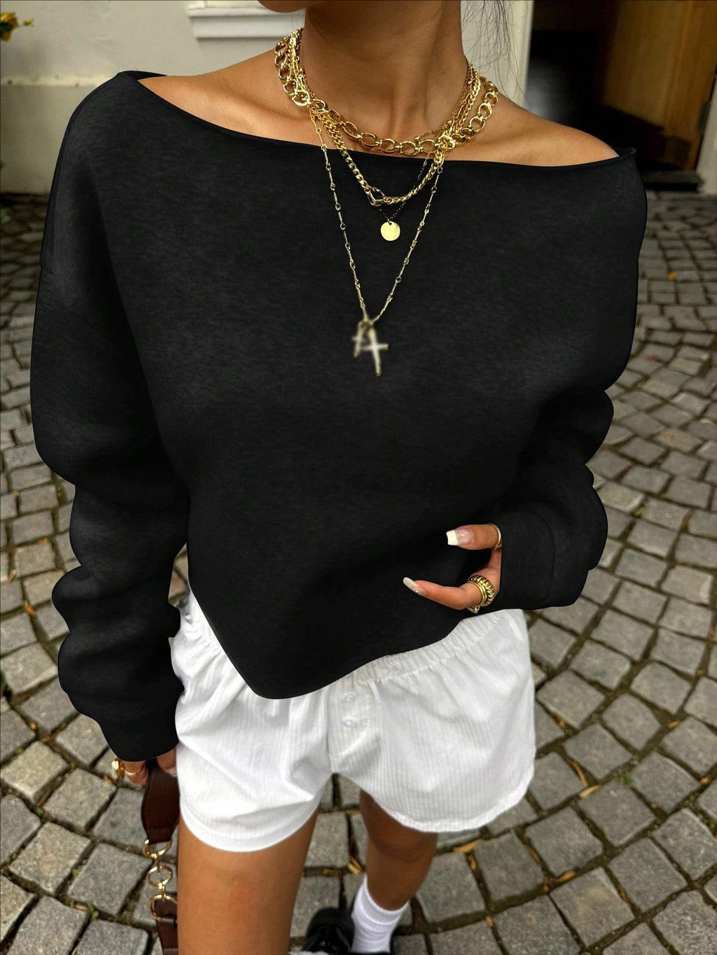 Off Shoulder Cropped Sweatshirt In Textured Knit - Black - 2