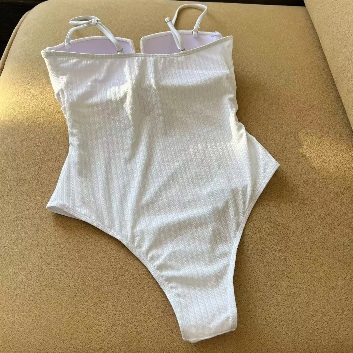 Ribbed Twist Front Keyhole Swimsuit - White - 2