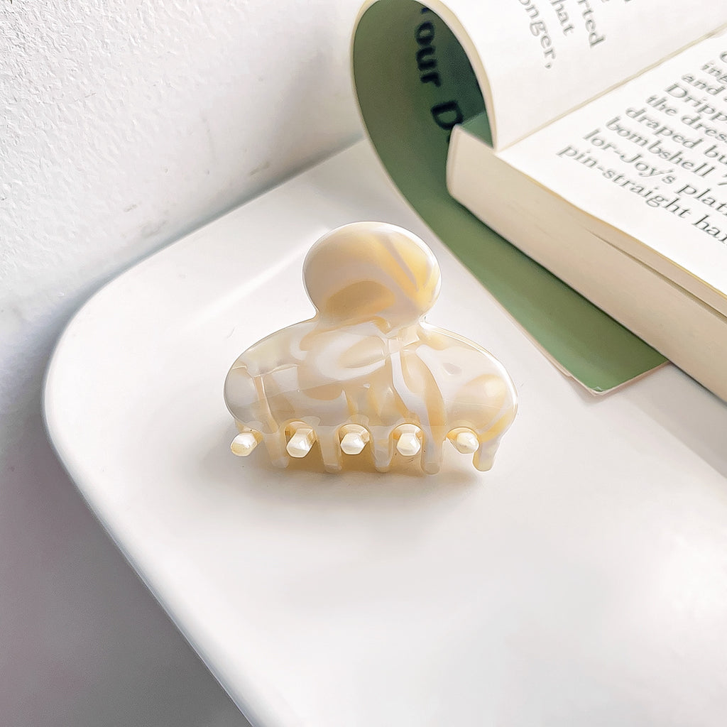 Tiny Flower Acetate Mini Claw Clip - off_white