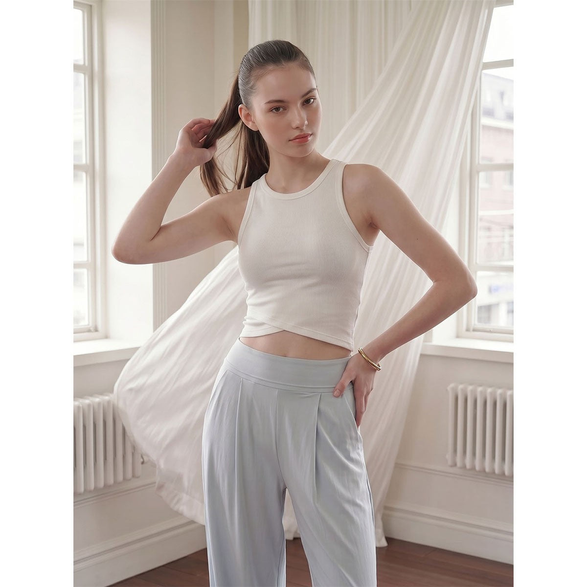 Ribbed Crossover Hem Padded Cropped Yoga Tank