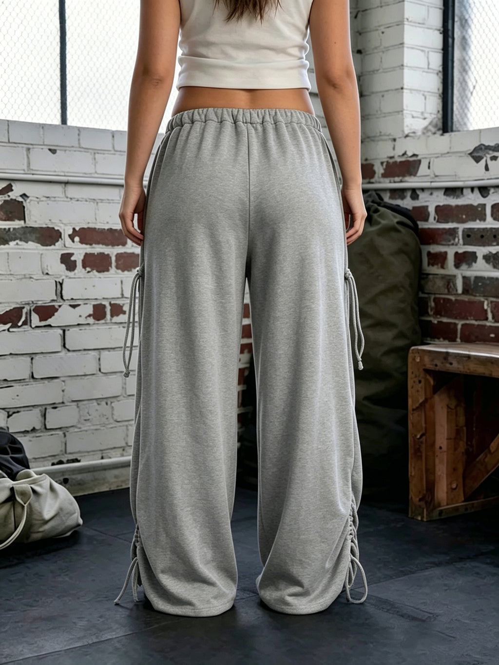 Baggy Ruched Hem Parachute Pants - Grey - 3