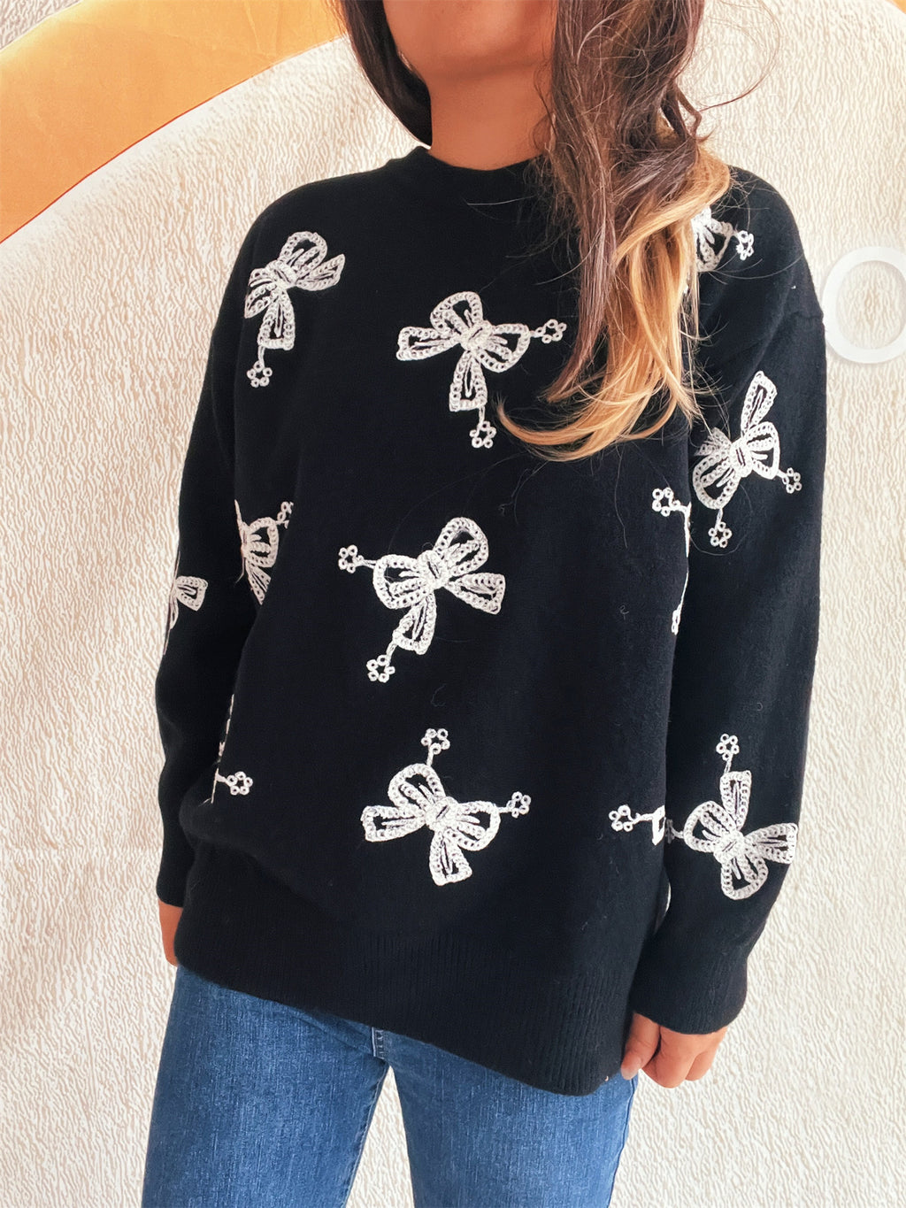 Bow Embroidered Crewneck Knit Sweater - Black - 2