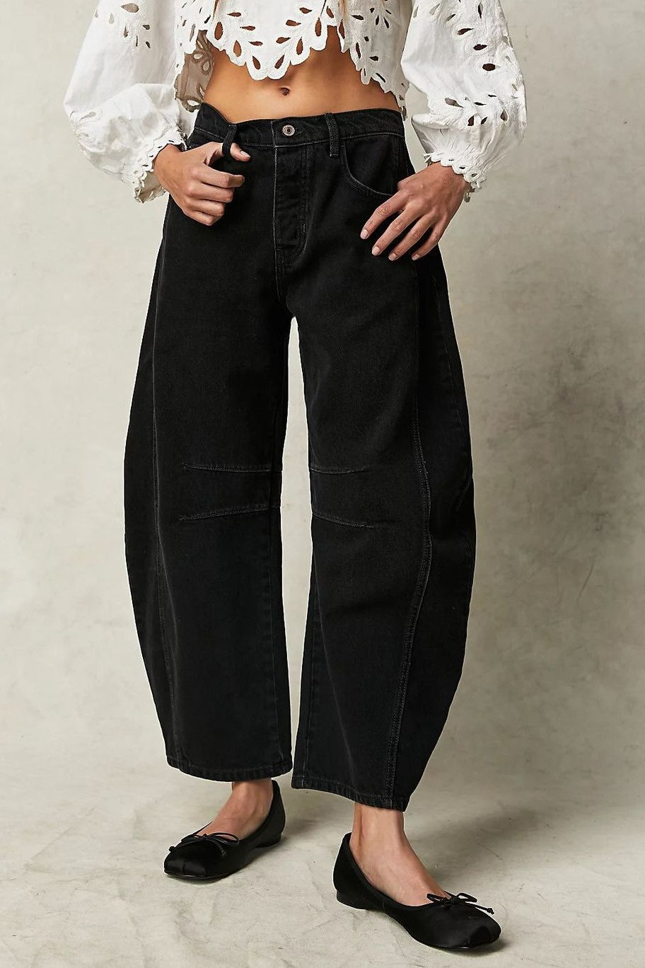 Barrel Leg Slouchy Cocoon Fit Jeans - Black - 1