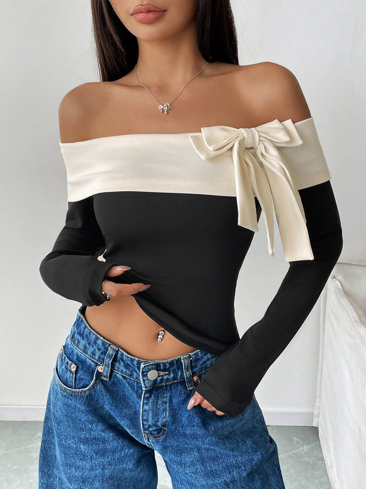 Off Shoulder Contrast Bow Fitted Blouse - Black - 1