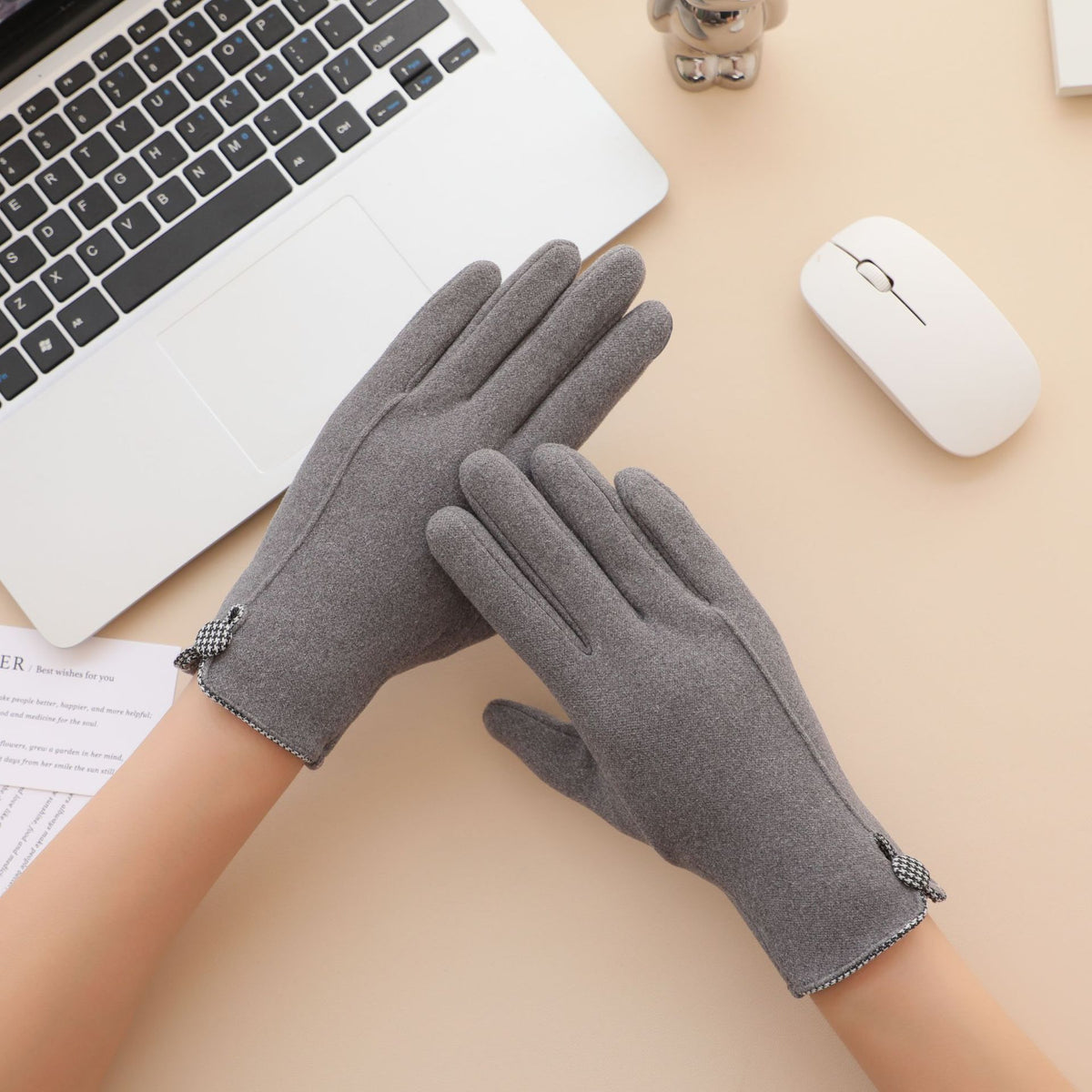 Checkerboard Tab Touchscreen Winter Gloves - Grey