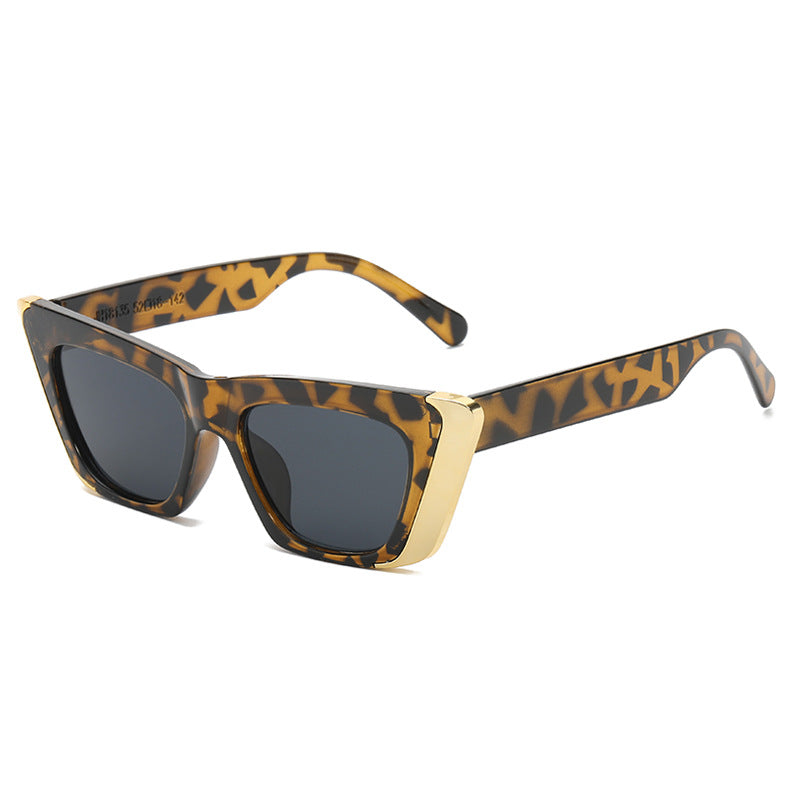 Small Cat Eye Metal Trim Sunglasses - Color_4