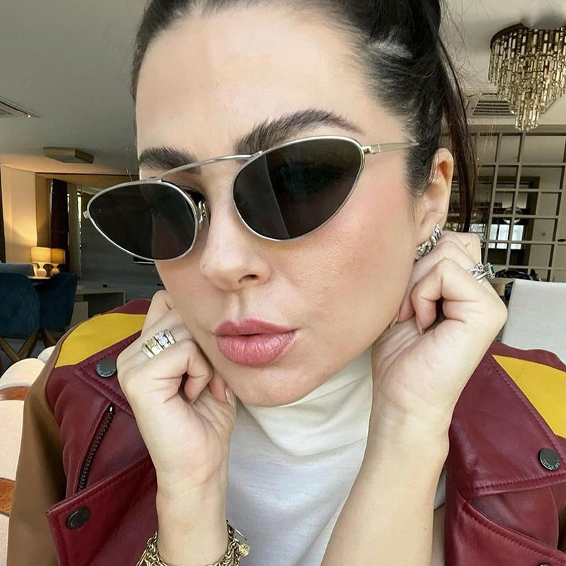 Slim Oval Cat Eye Metal Sunglasses - Silver - 1