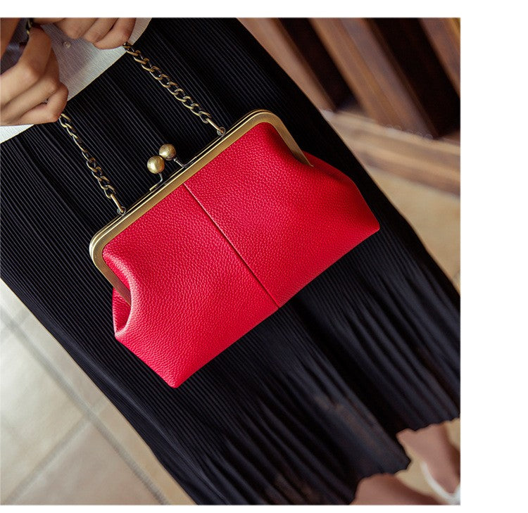 Vintage Kiss Lock Frame Crossbody Bag - Red