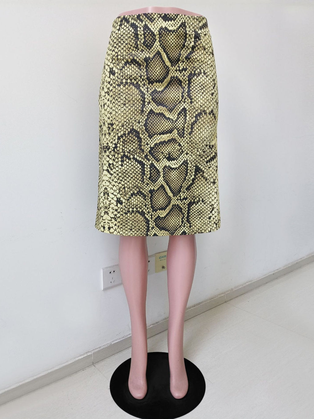Python Print Midi Skirt With A Line Hem - Yellow