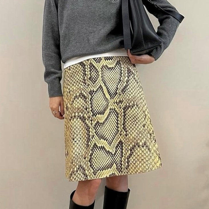 Python Print Midi Skirt With A Line Hem - view 1