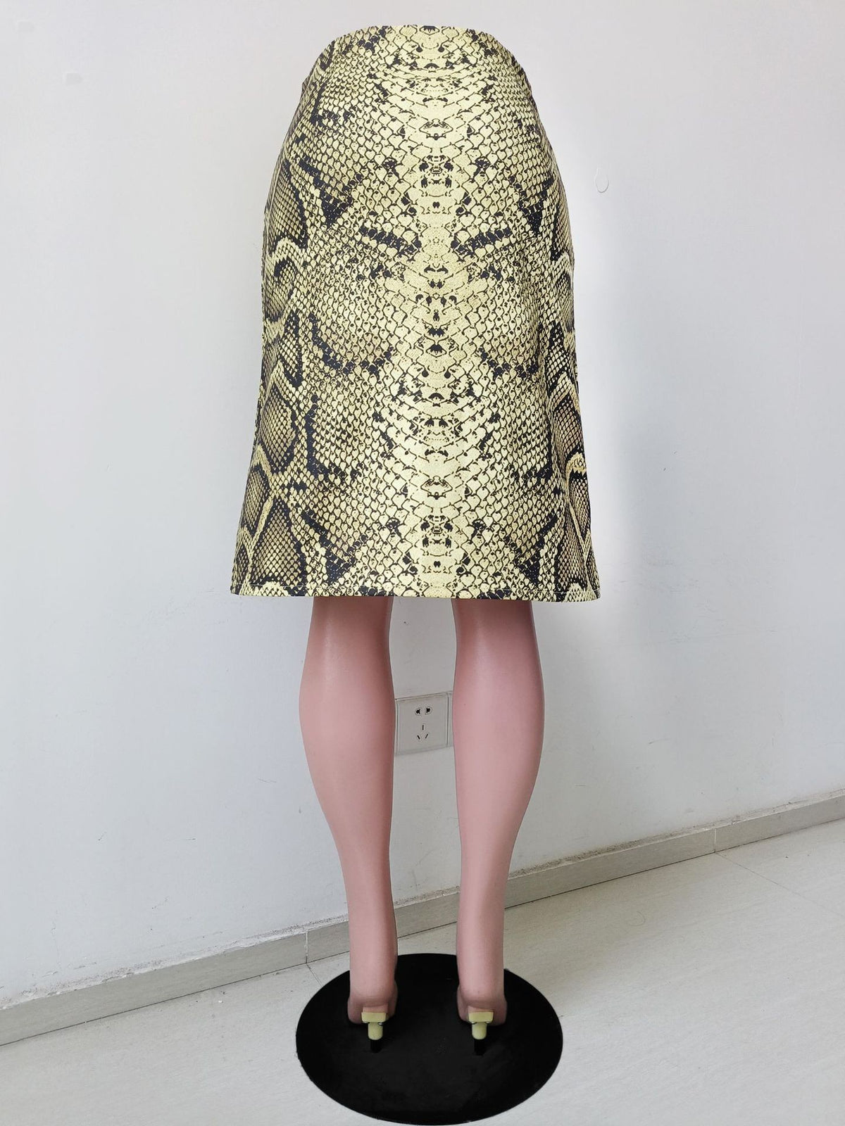 Python Print Midi Skirt With A Line Hem - view 3